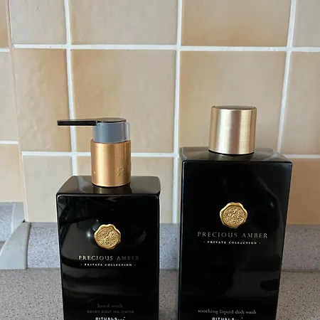 アパート Harrison Homes 02 Terrace And Parking