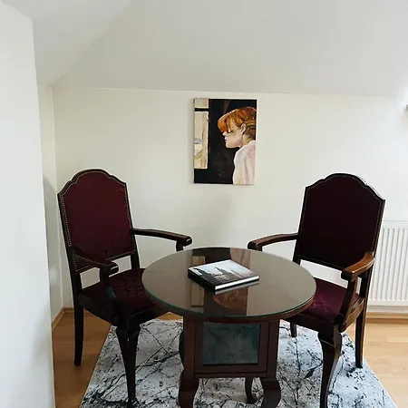 アパート Harrison Homes 02 Terrace And Parking