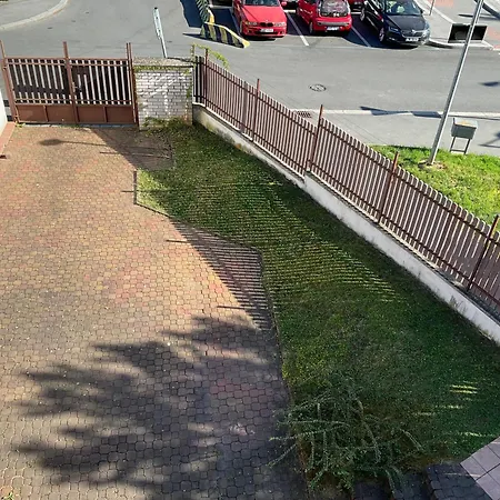 Harrison Homes 02 Terrace And Parking Apartman